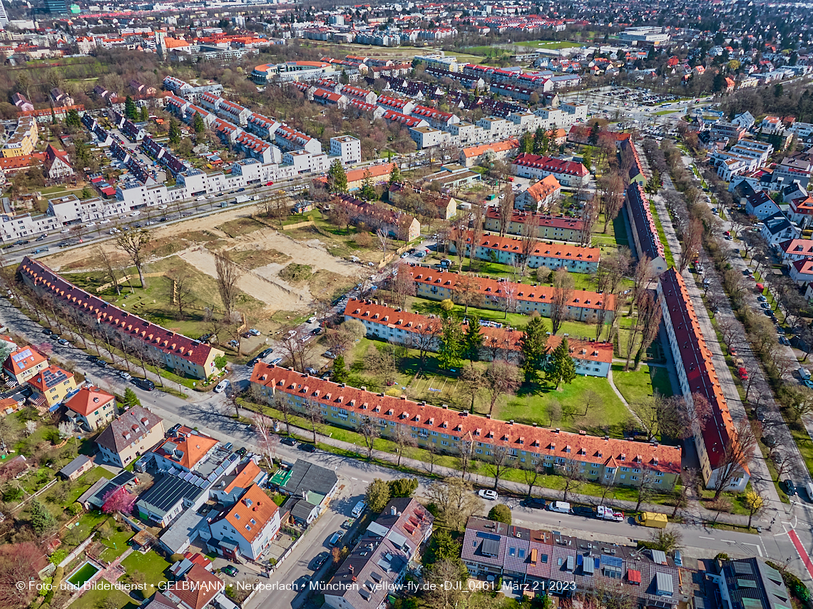 21.03.2023 - Luftbilder von der Baustelle Maikäfersiedlung in Berg am Laim